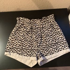 TOPSHOP US12 Leopard Print Paperbag Short